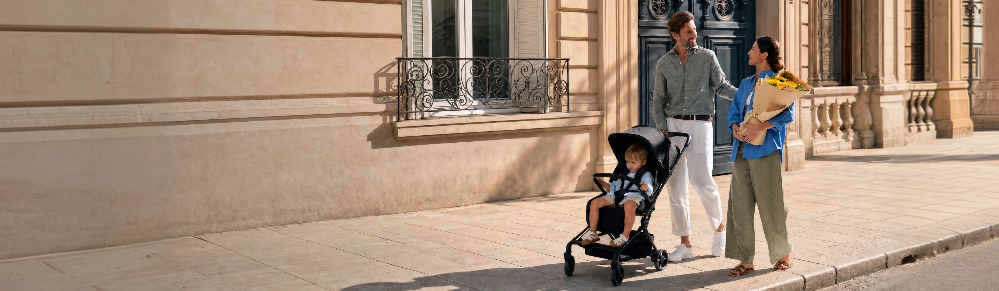 Momcozy Tuckgo Carbon Fiber Travel Stroller