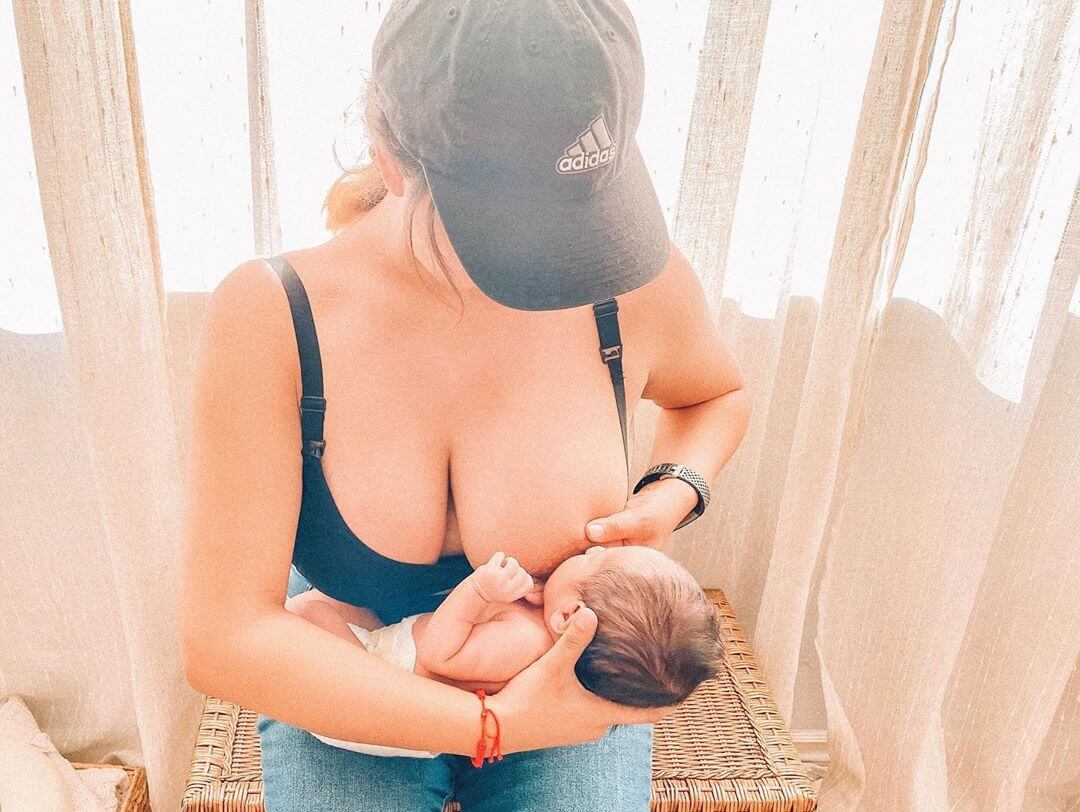 Breastfeeding FAQs: When Should I Begin Breastfeeding?