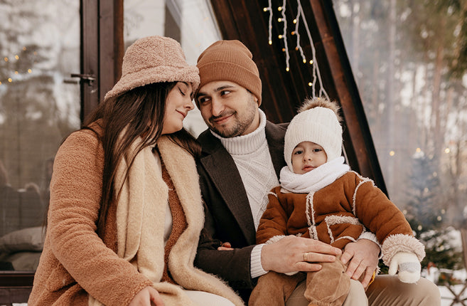 Top Tips for Breastfeeding During Winter Travel