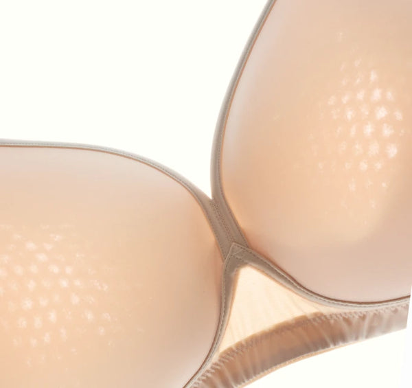 Light shining through the lightweight AirMesh fabric