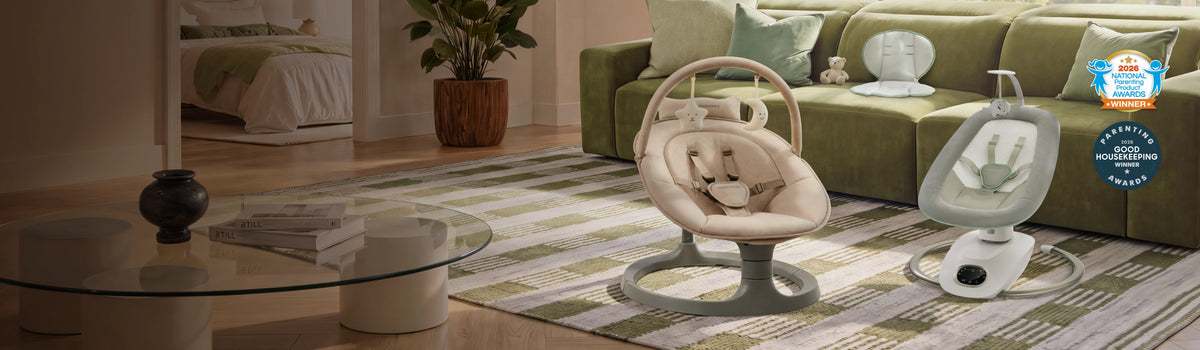 Momcozy diaper pail on wooden legs, awarded with the iF Design Award.