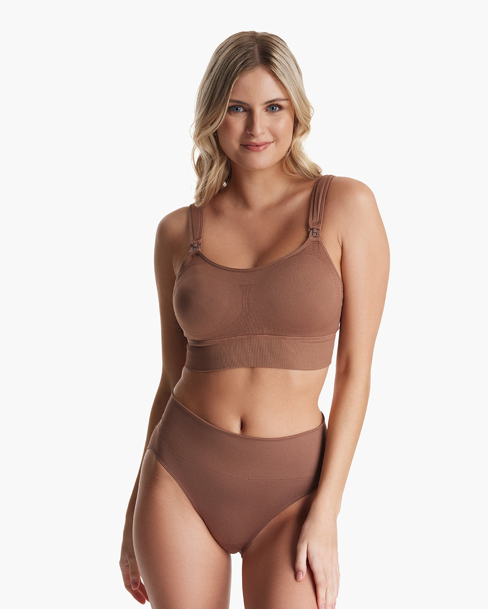 My favorite pumping bra is by Momcozy! @momcozy To find this exact bra