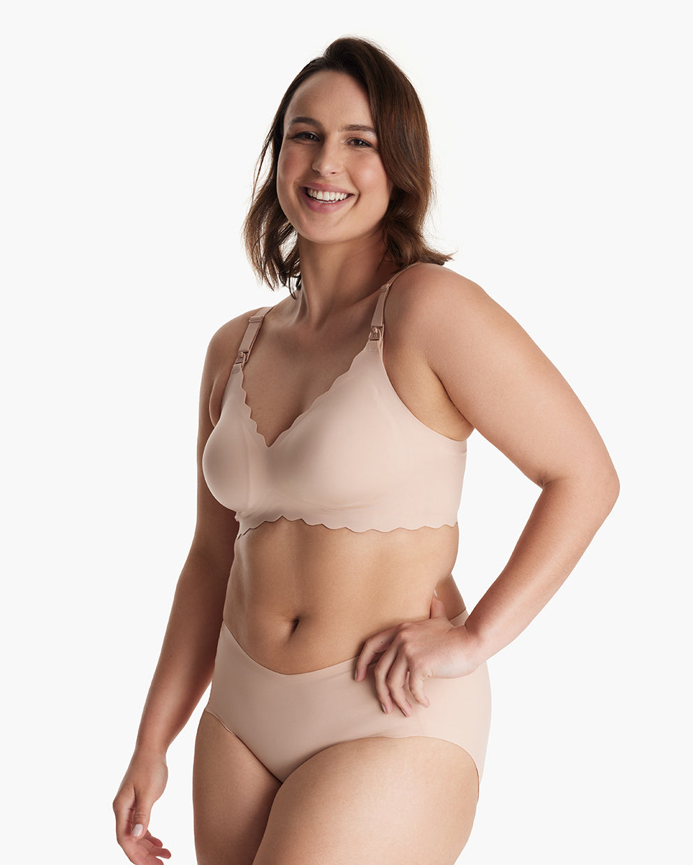Nude Jelly Strip Seamless Nursing Bra YN46 & scalloped briefs set, modeled for M9 Pump compatibility.