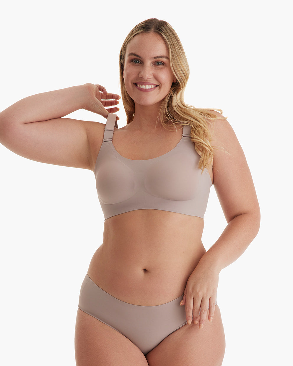Post-Breastfeeding Mom support is here! Perfect for saggy cups too. An  everyday T-Shirt Bra thats also a ✨barely there✨Push Up Bra.